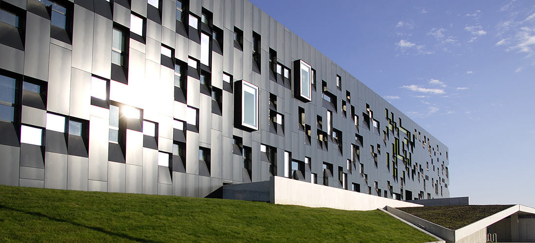 Perimeter-Institute-Waterloo-Ontario-2-slideshow