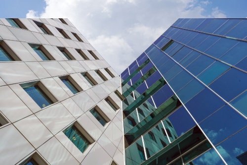 solar-glass-facade-comparison